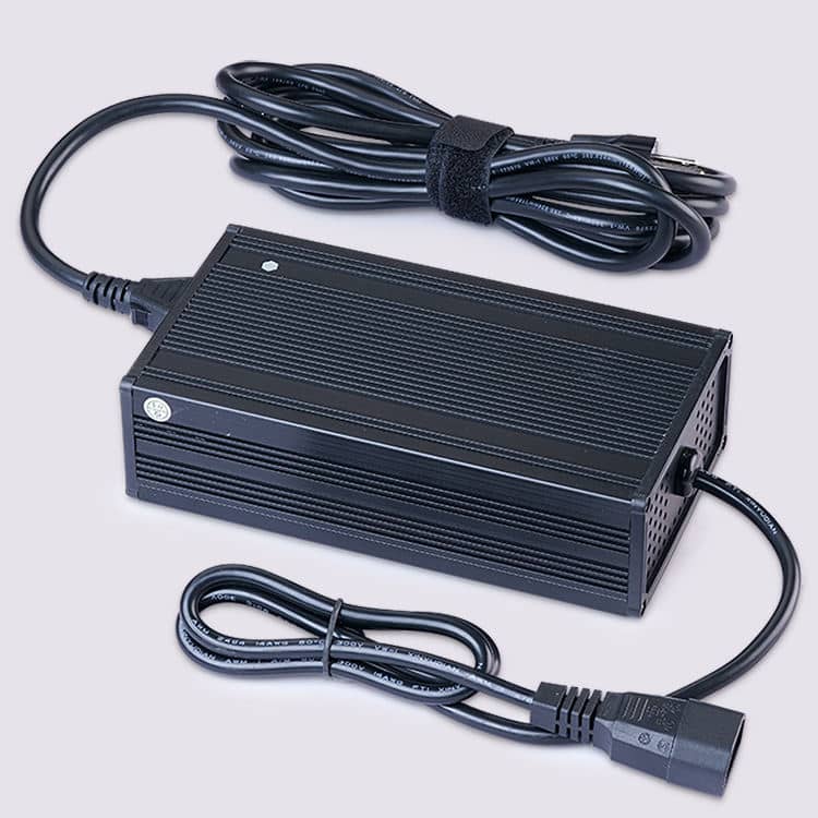 Aluminum Case Black 63V 9A Charger for 15S Electric E-Bike Scooter Li-ion Battery